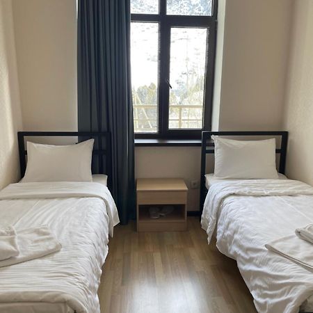 Issyk Ata Retreat Hotel Gorno-Serafimovka Eksteriør billede
